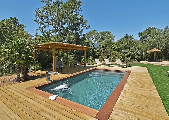 Les Arbousiers Di Vila