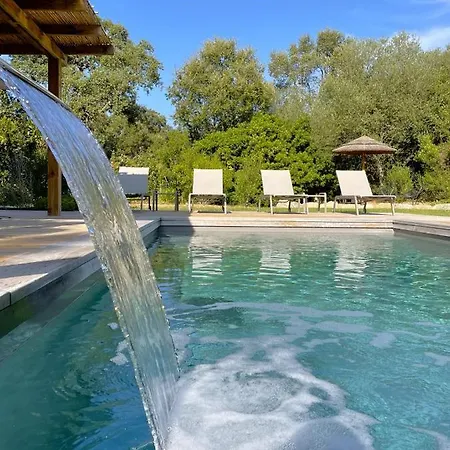 Les Arbousiers Villa *